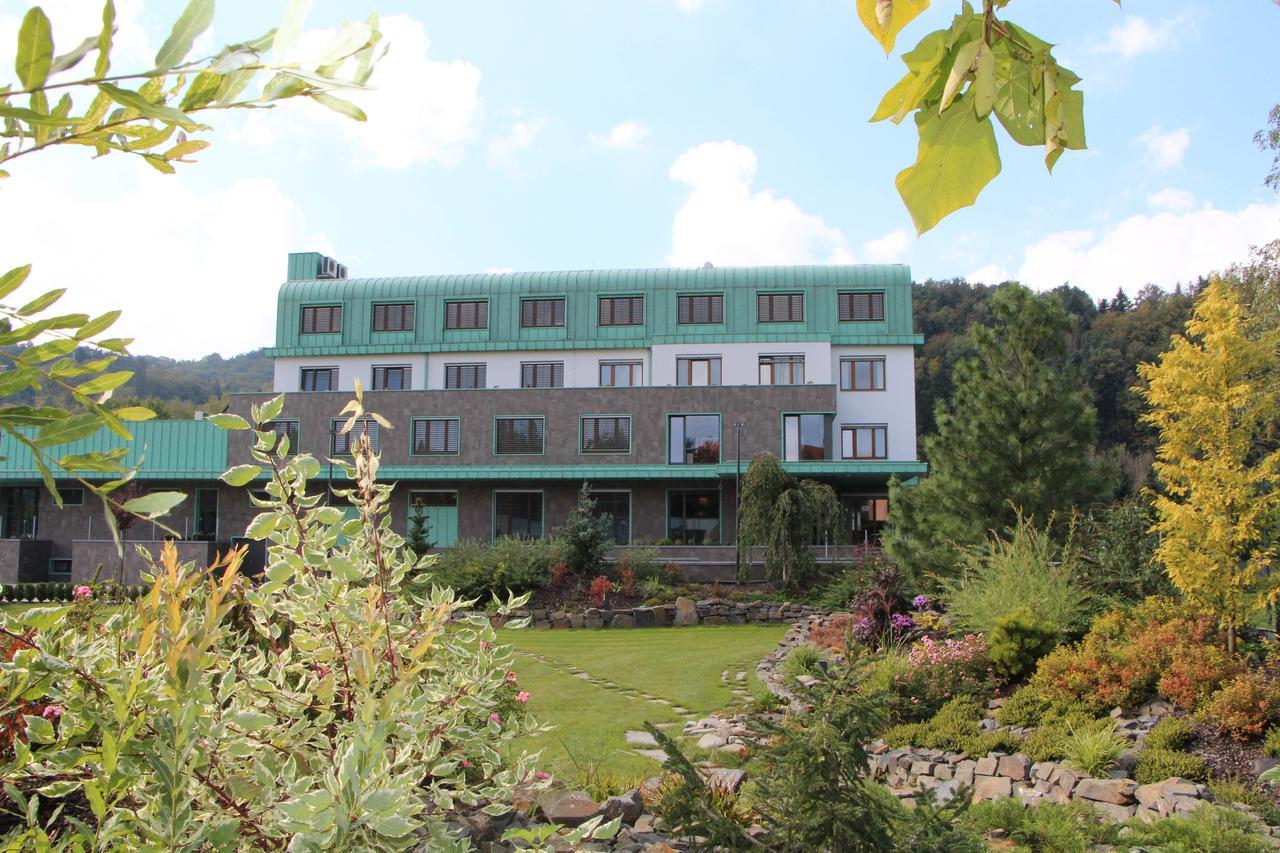 Hotel Bartos Frenštát pod Radhoštěm Exterior foto